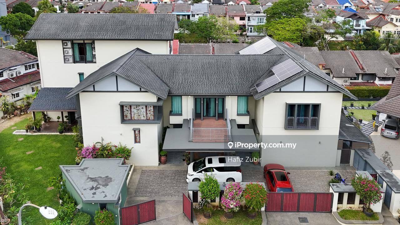 Nice Renovated Bungalow 10139 sqft