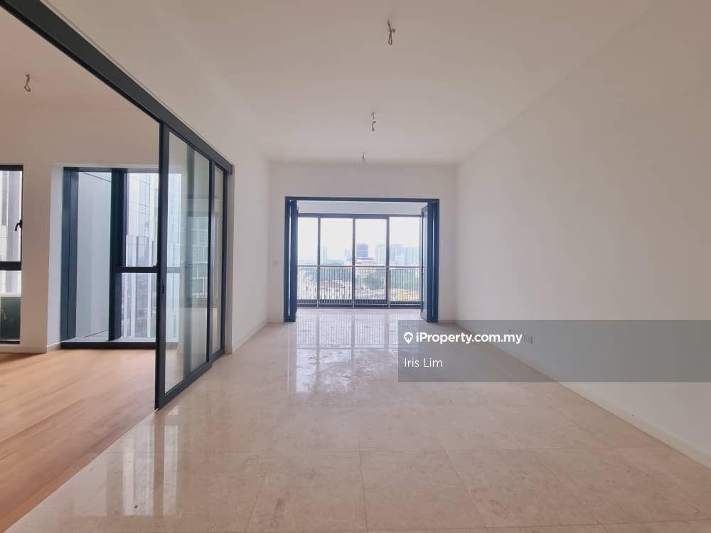 Luxury 3 rooms condo in JB