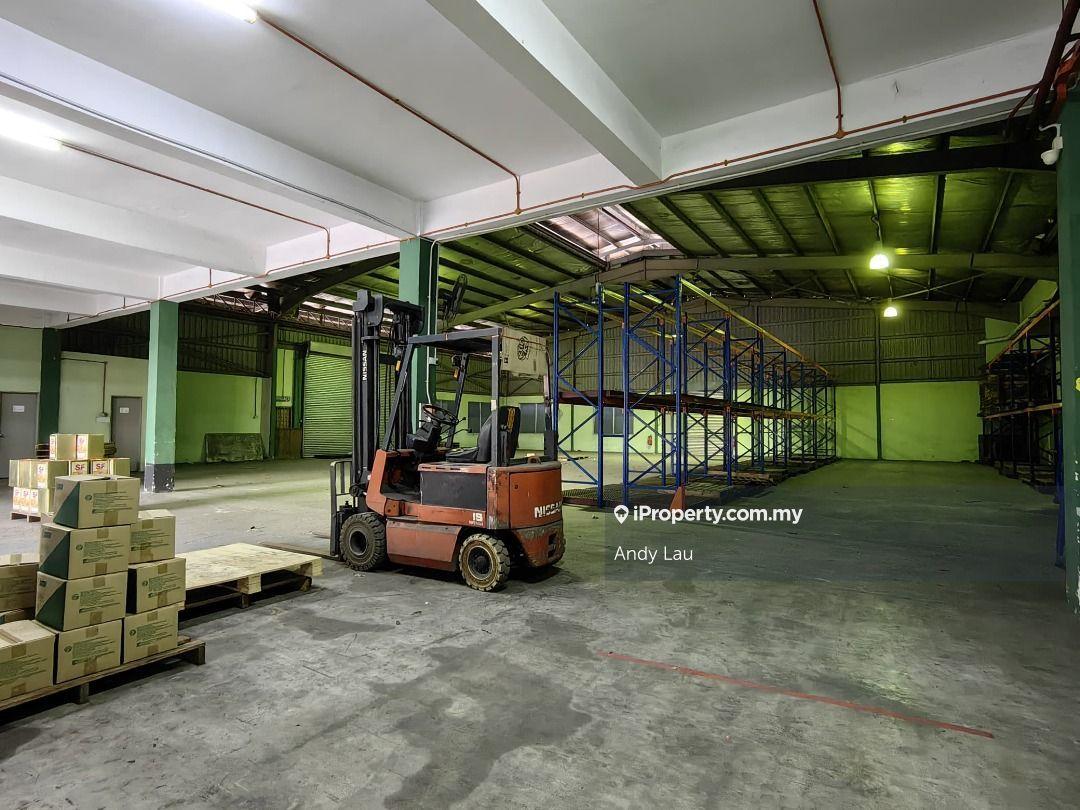 Jalan Arung X @ Perindustrian Taman Johor  1.5 Storey Semi D Factory 