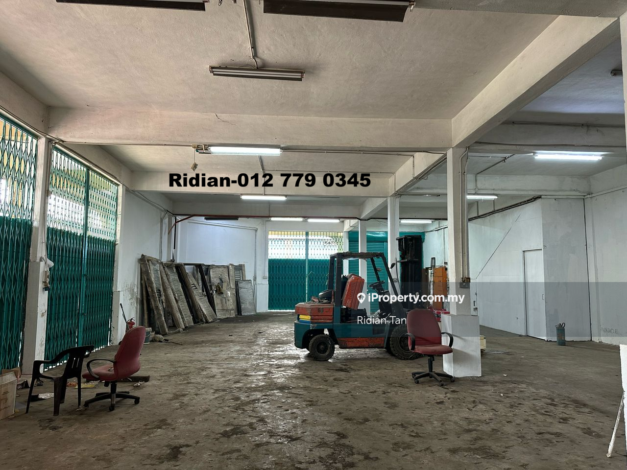 Pandamaran Klang 2 Storey Corner Link Factory to Let!