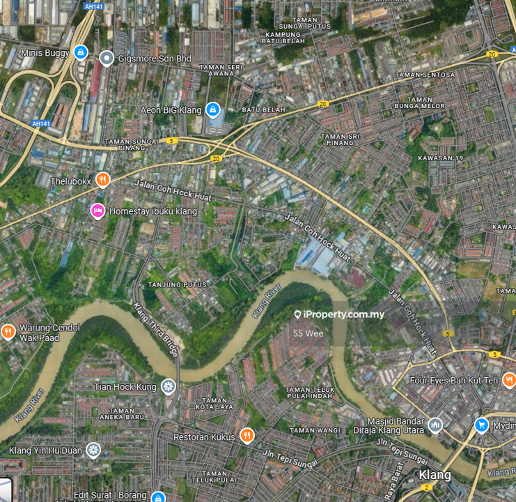 Industrial land along one of the major roads in Klang