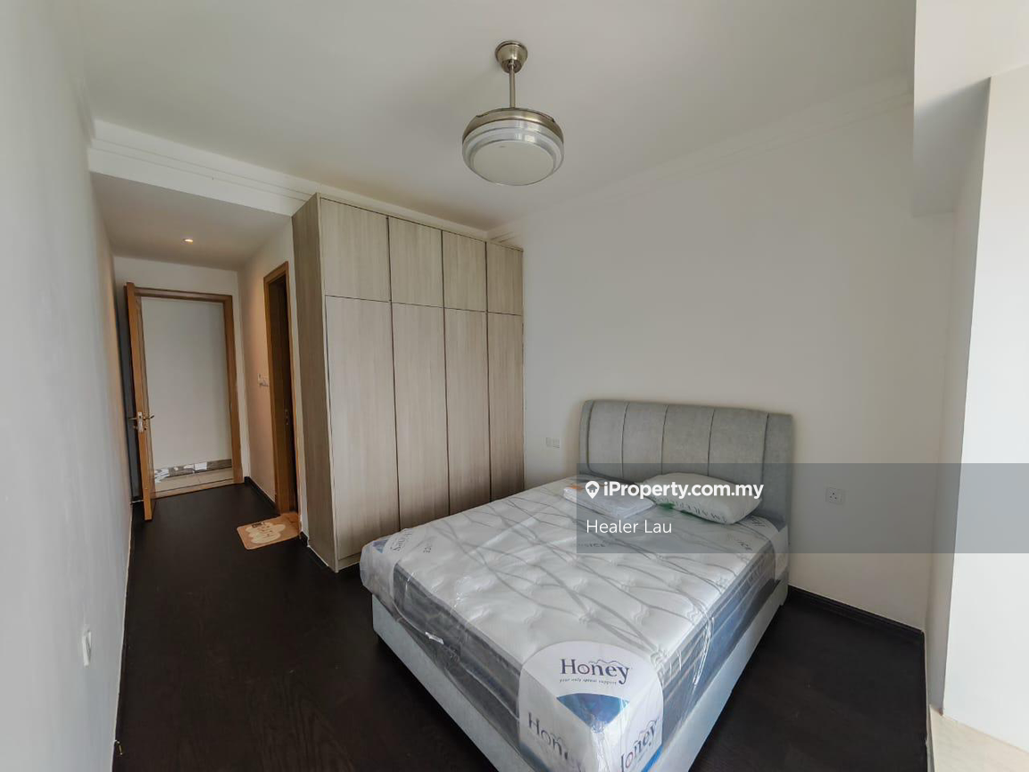 Master Room For Rent