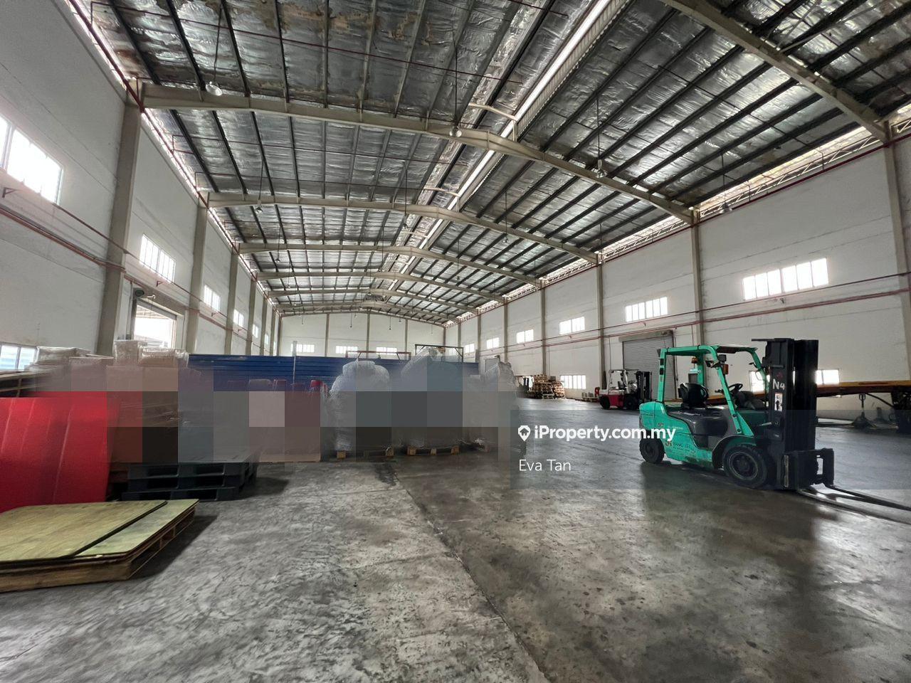 Detached Factory at Nusajaya for rent