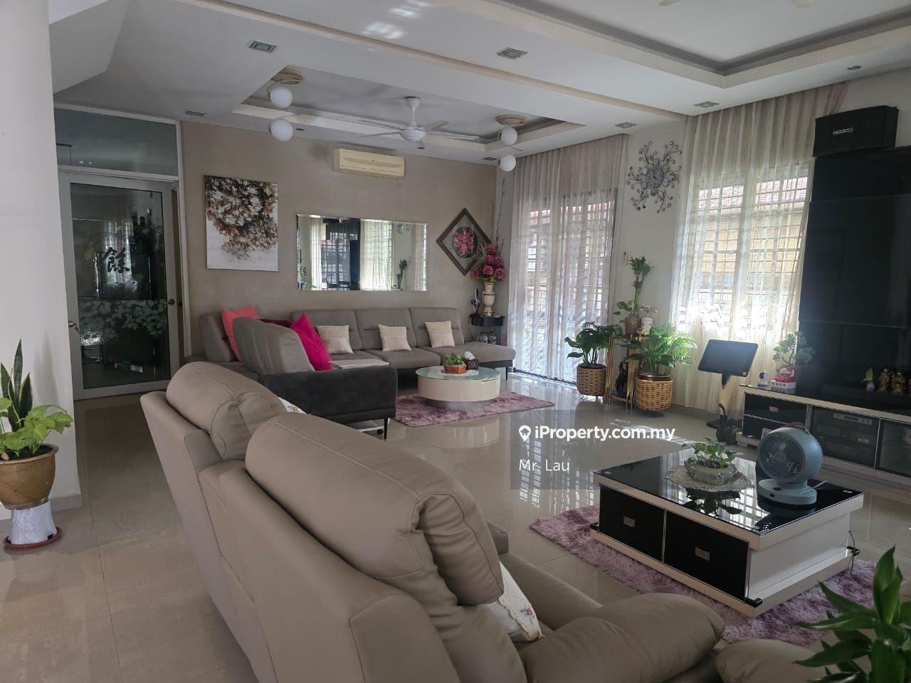 Bandar Nusaputra Puchong Semi D