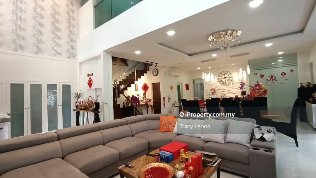 Semi-D house for Sale