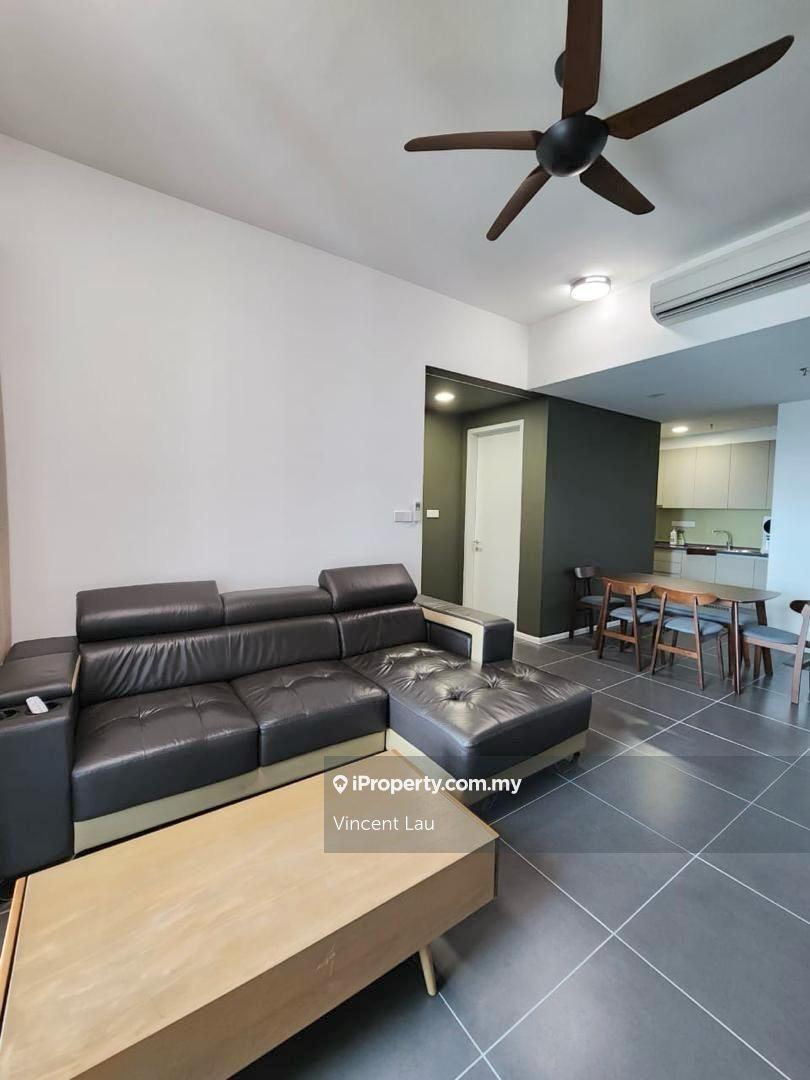 Freehold Renovated Fully Furnished High Floor Nice View Spacious