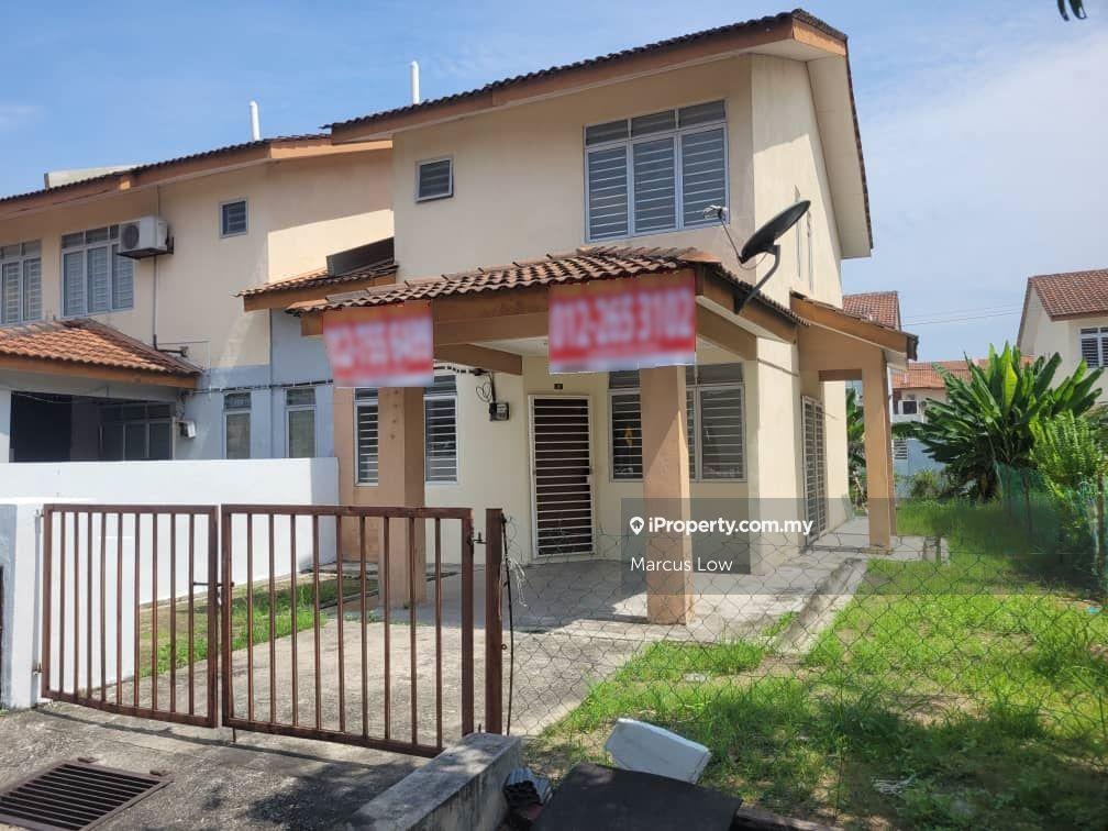 Good Location Surrounded by Good Amenities & Easy Accessibility!