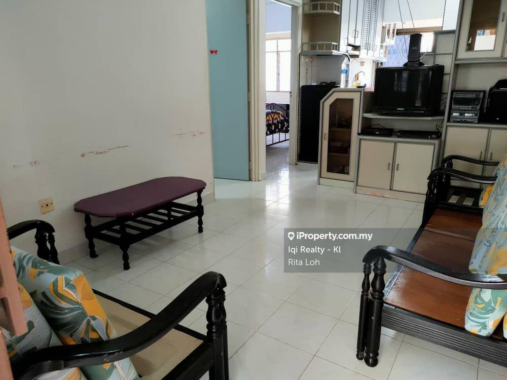 Flat for Rent