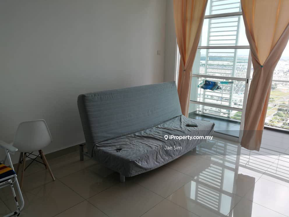 Strategic Location Horizon Residence Bukit Indah For Sale