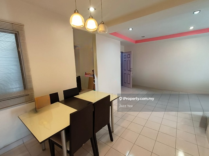 Casa Puteri Condominium Wawasan Puchong For Sale