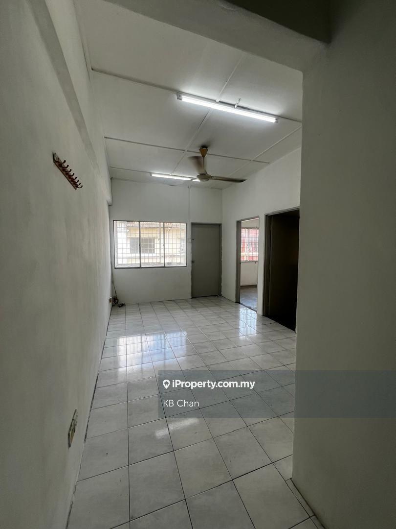 Taman Sentosa Flat for rent