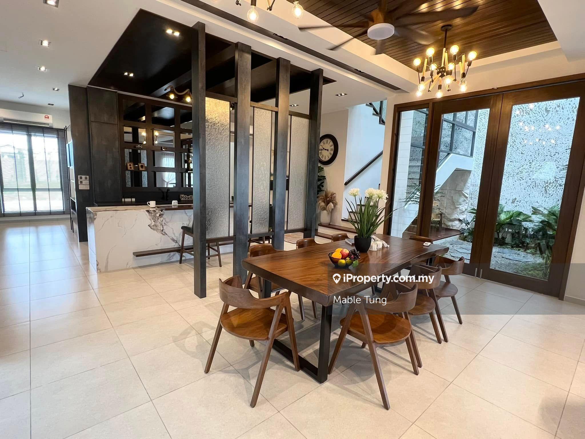 Gated Guarded with club house Double Storey Semi D - Ayer Keroh Melaka
