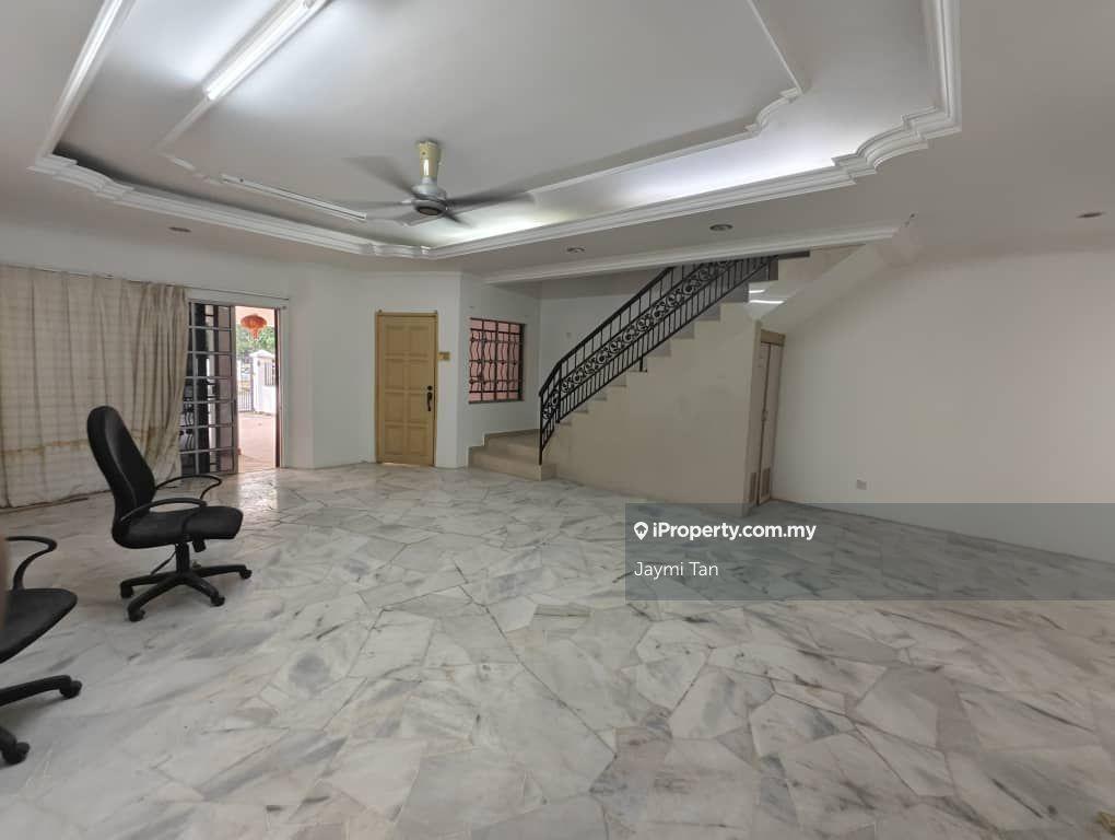 Cheras Taman Putri Jaya 3 storey Terrace House for sale