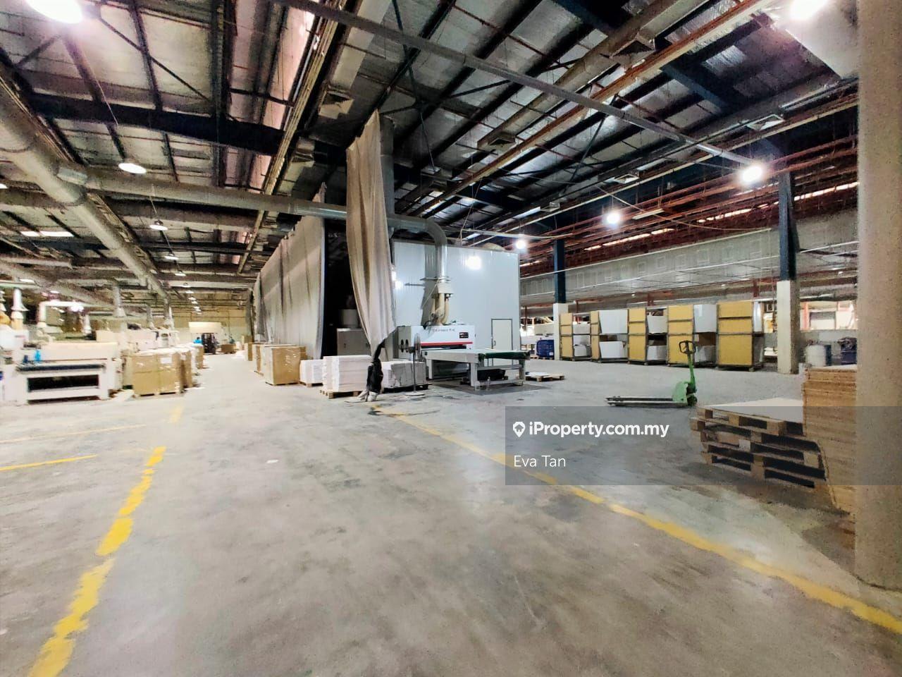 Tebrau detached factory for sale