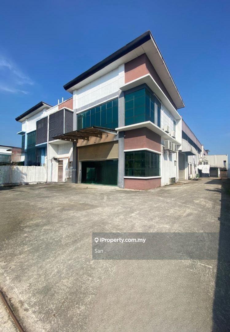 Kempas Utama Light Industry 1.5 Storey Cluster Factory