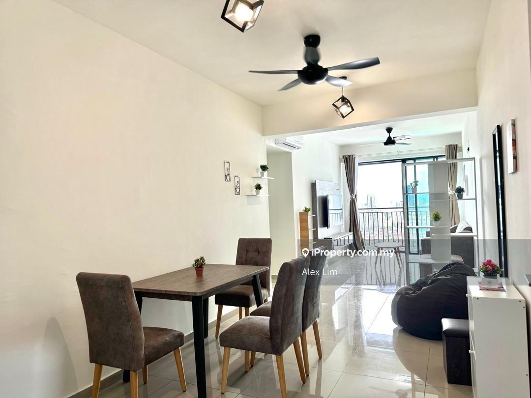 Tree O Condominium For Rent !!