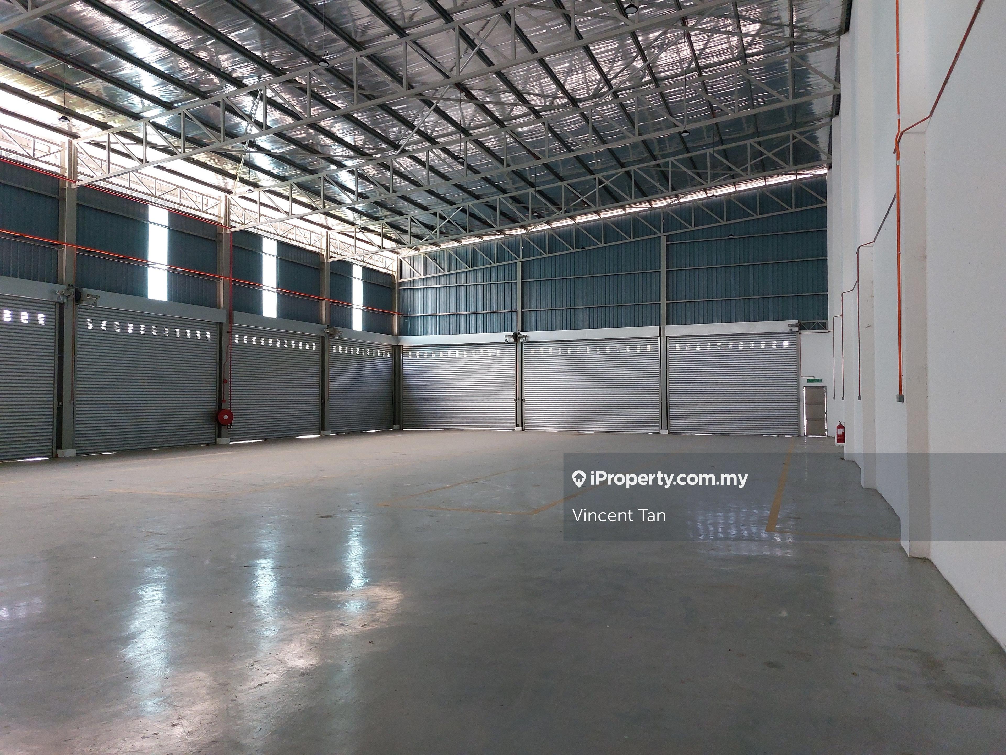 2 Storey Semi Detached Factory Showroom In Nilai (limited unit)