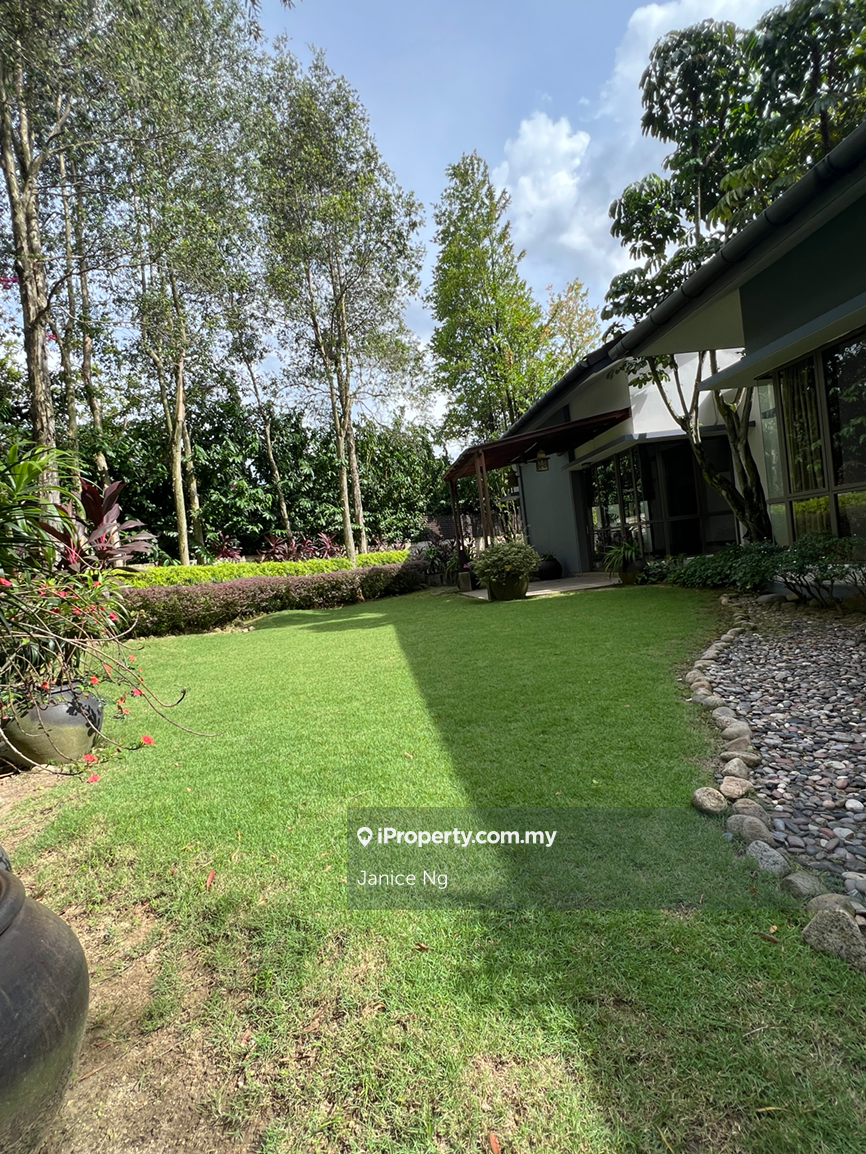 Valencia bungalow big garden for rental