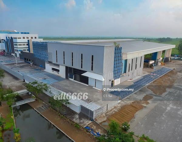 Detached Factory with 3 Storey Office 9 Loading Bays