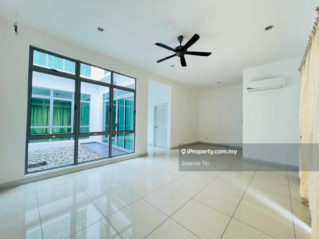 2 storey Superlink for Sale, Liu li Garden