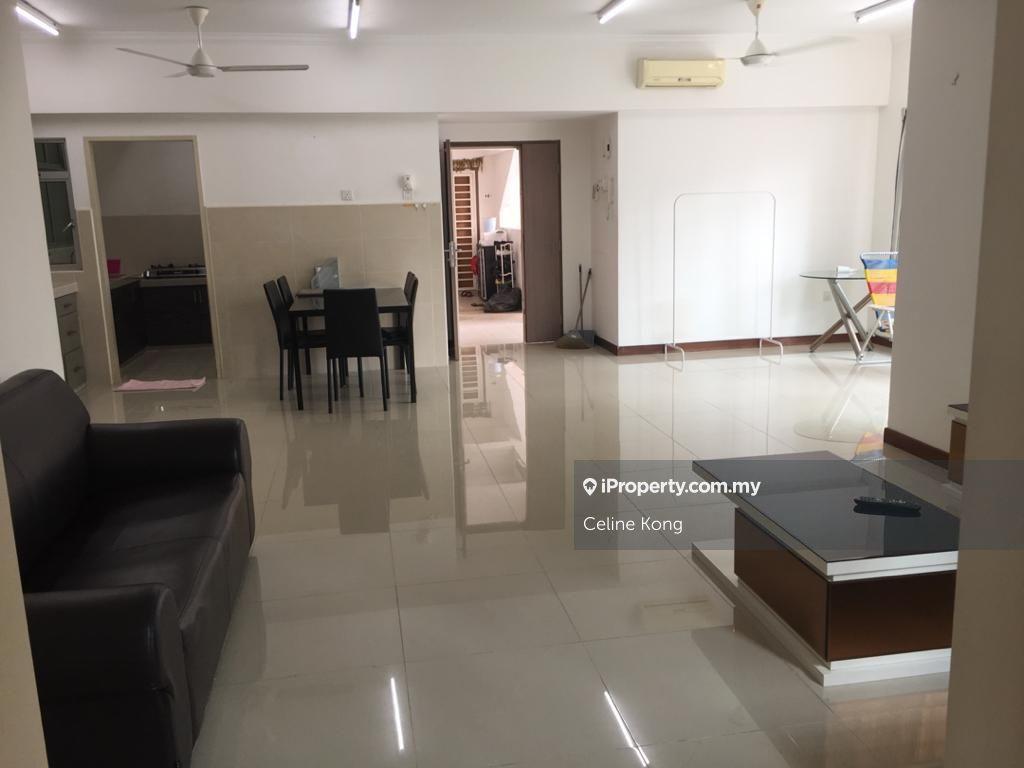 Low density & good location. Spacious design 