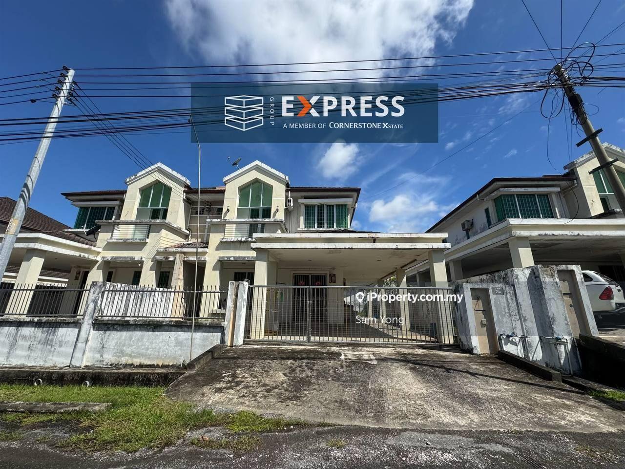 Double Storey Semi Detached at Lite View Garden (Partially Furnished)