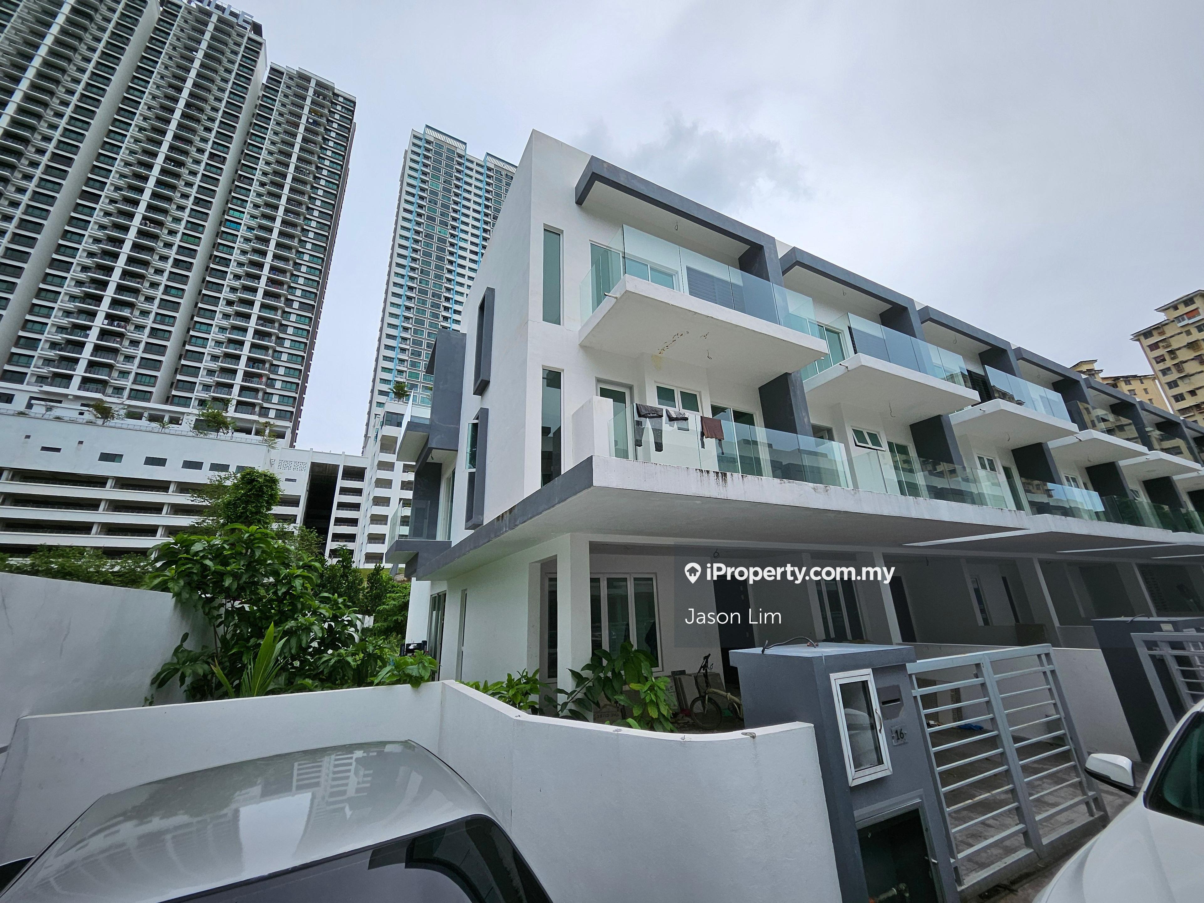 Tierra Residences, Corner Unit Bayan Lepas, Gated & Guarded 3s Terrace