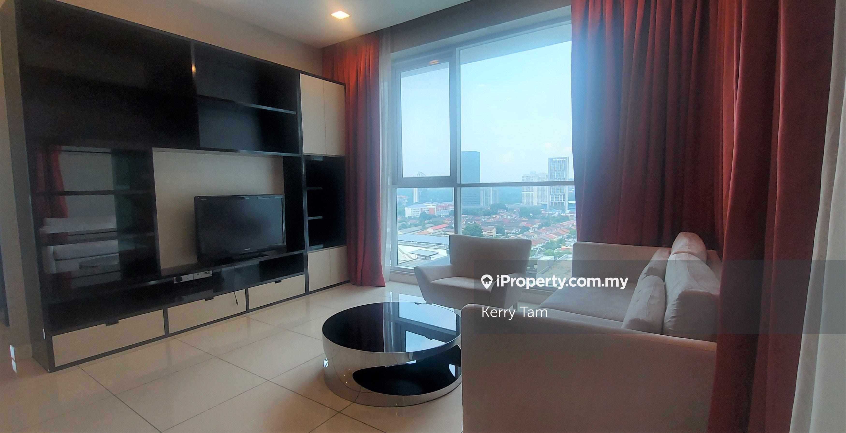 Link to Starling Mall, Short drive to MRT station