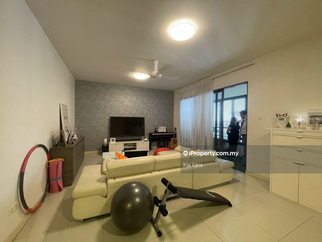 Luxury Condo Next to The Hub Ss2