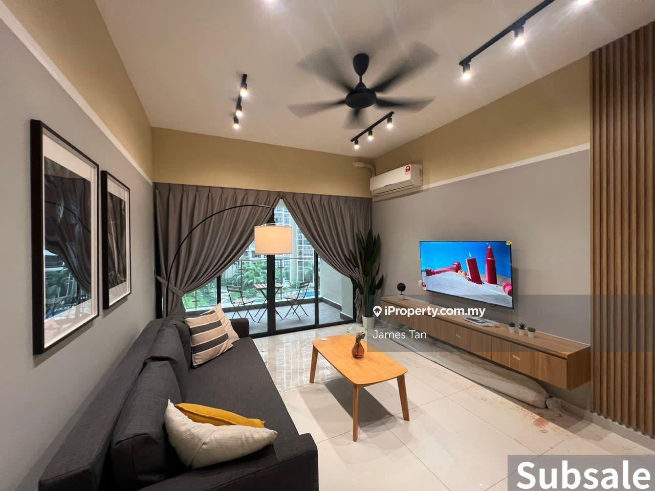 Full Furnished Unit Pool View @ Danga Bay worth buy