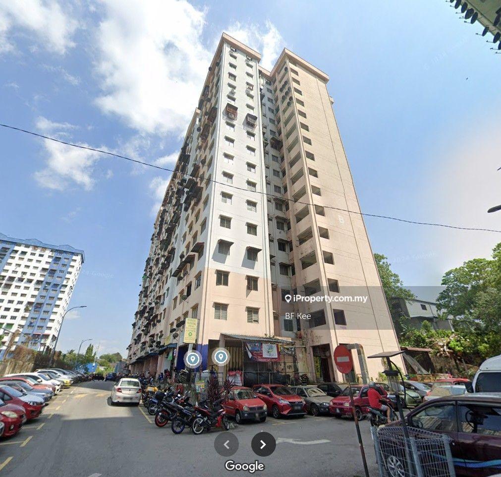 Good Location @ PJ, ROI over 5%, downstairs with Shops