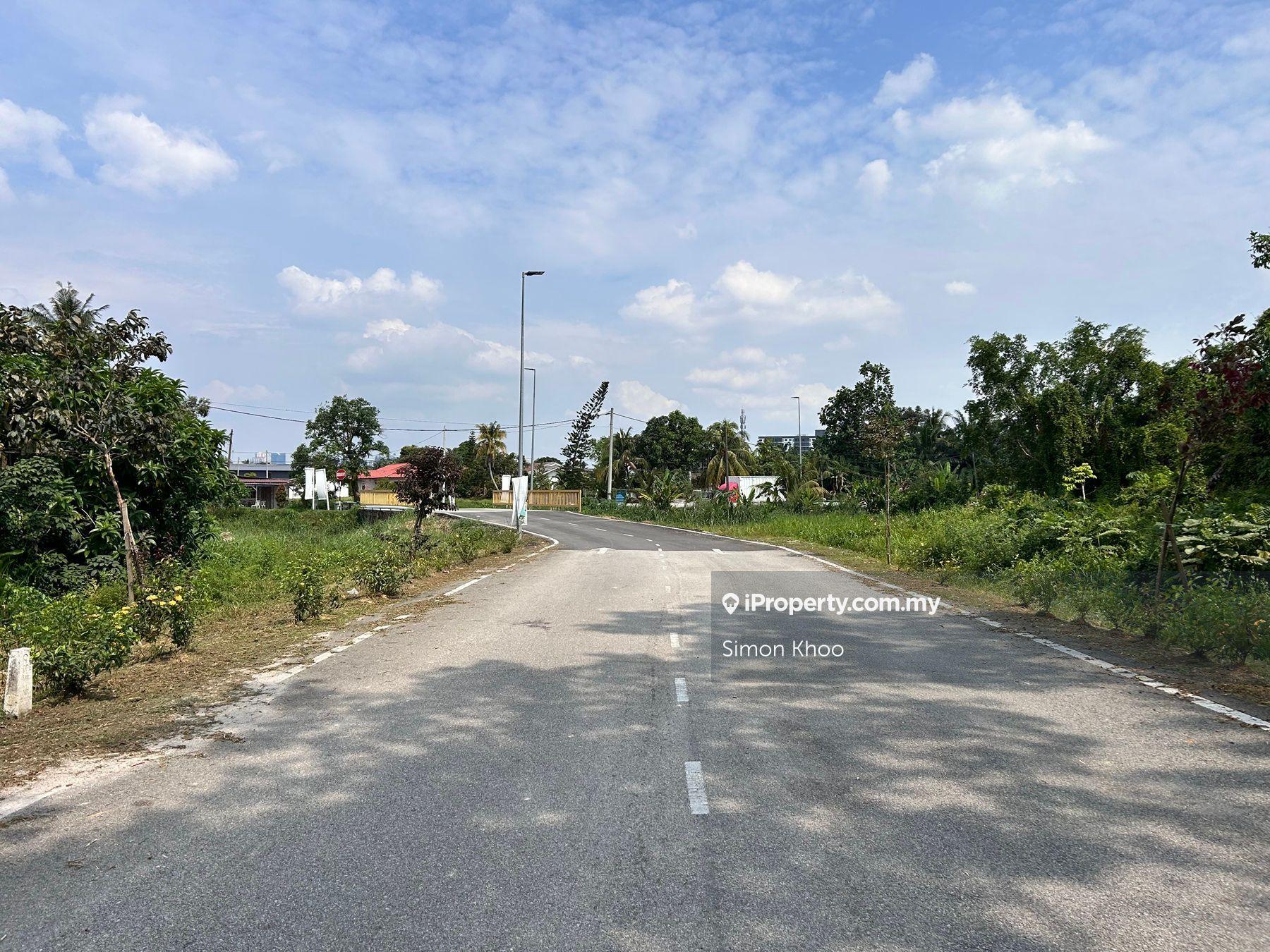 Freehold Open Title Residential Zoning Land Direct Access