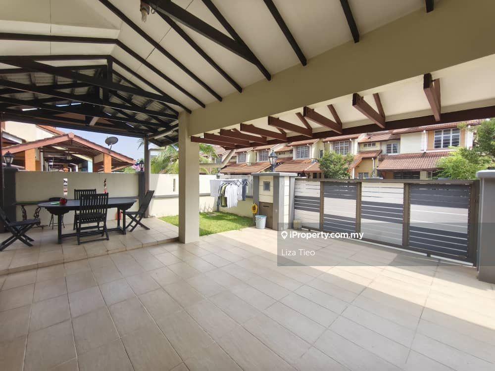 Renovated and Good Condition End Lot House with Greenery View