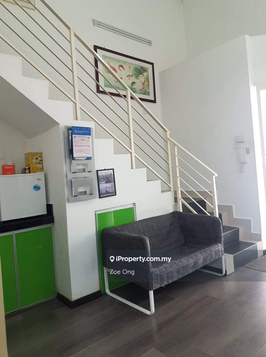 Renovate 1.5 Storey Shop Bukit Puchong 2 for Sale