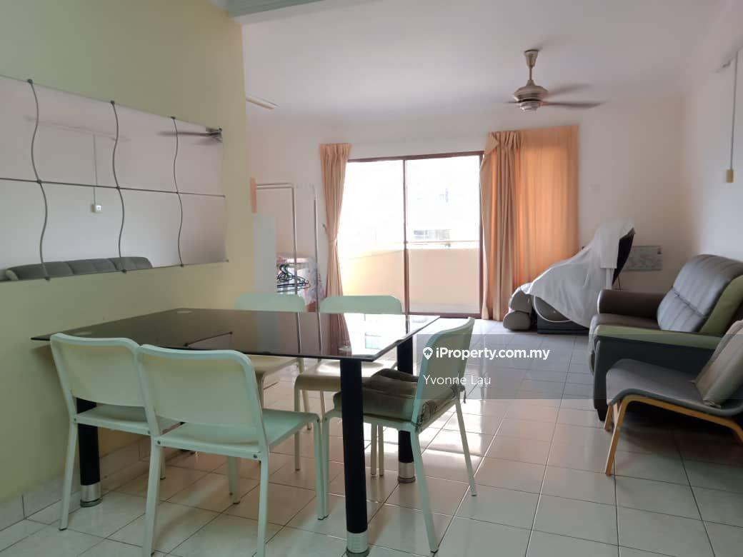 Corner Unit For Sale @ Palm Spring, Kota Damansara, Petaling Jaya