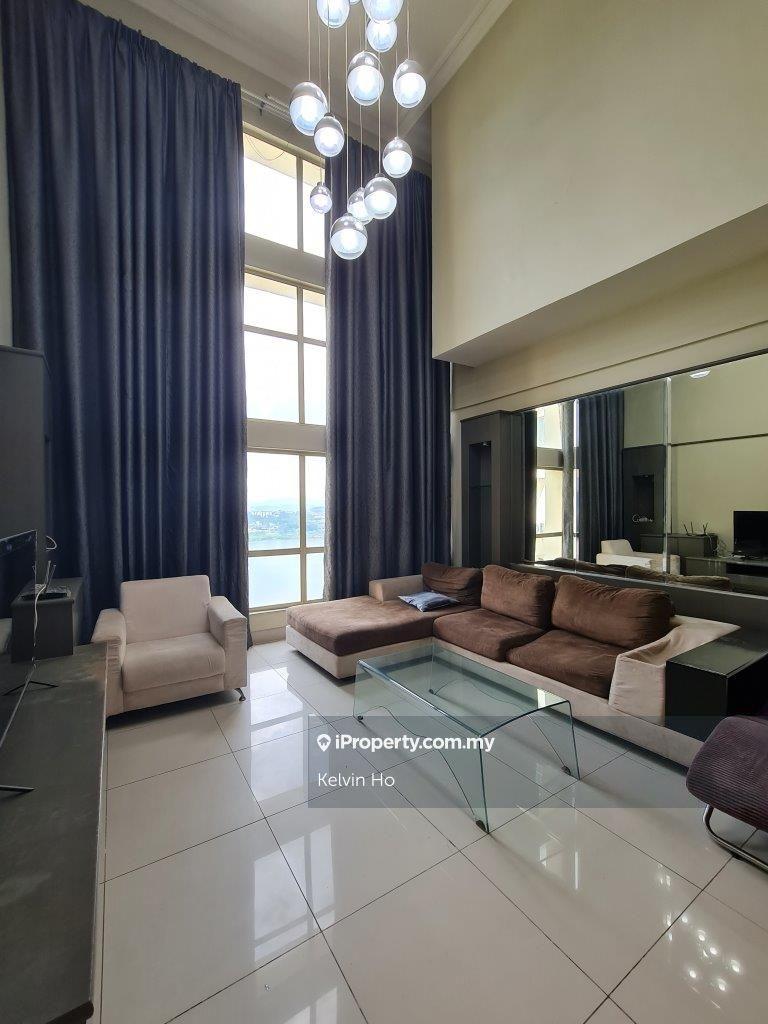 Penthouse Facing Lake Duplex at Seri Kembangan with Good Deals 