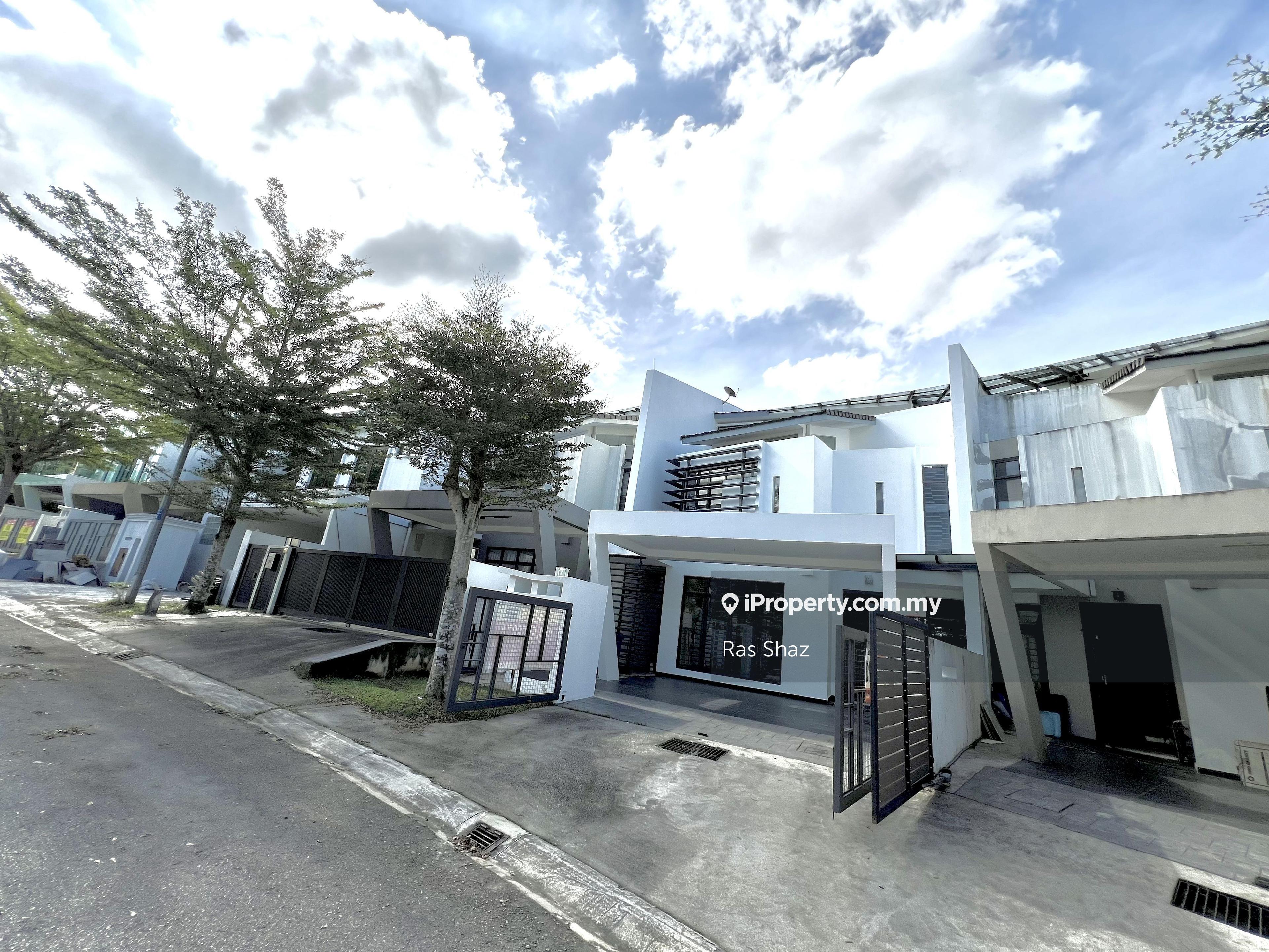 Fire Sale 3 Sty Terrace Facing Playground Laman Glenmarie Shah Alam