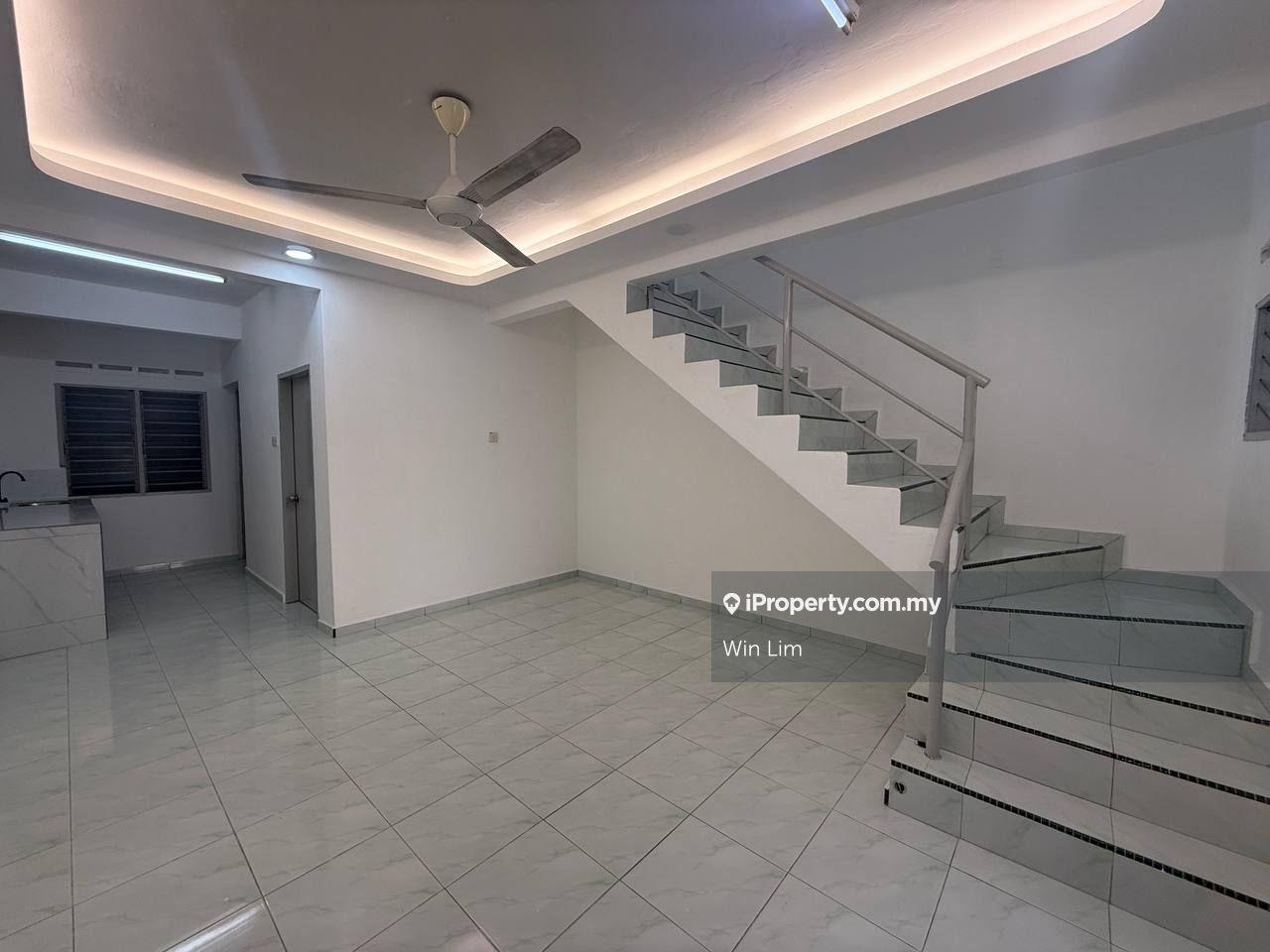 Tangkak, Taman Sri Nilam, 2-Storey House, Renovated, Good Deal,