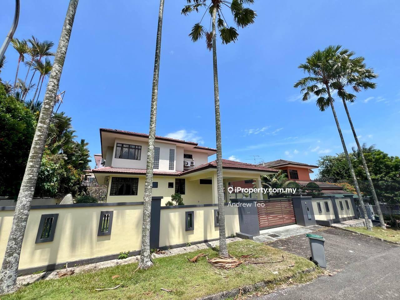 Bukit Kesenangan Jb Town, Fully renovated bungalow house for Sale