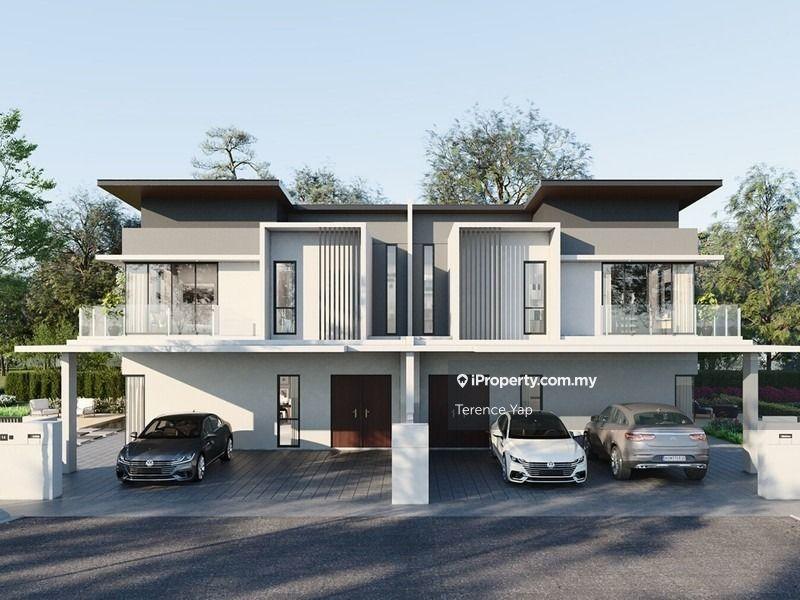 5 rooms 6 bathromms big build up by solar panel given with cash 100k!