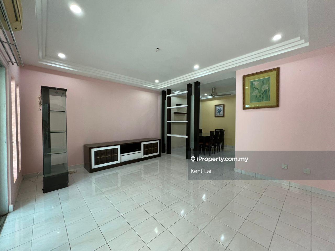 2 Storey Bandar Puteri 10 Puchong Gated Guarded:
