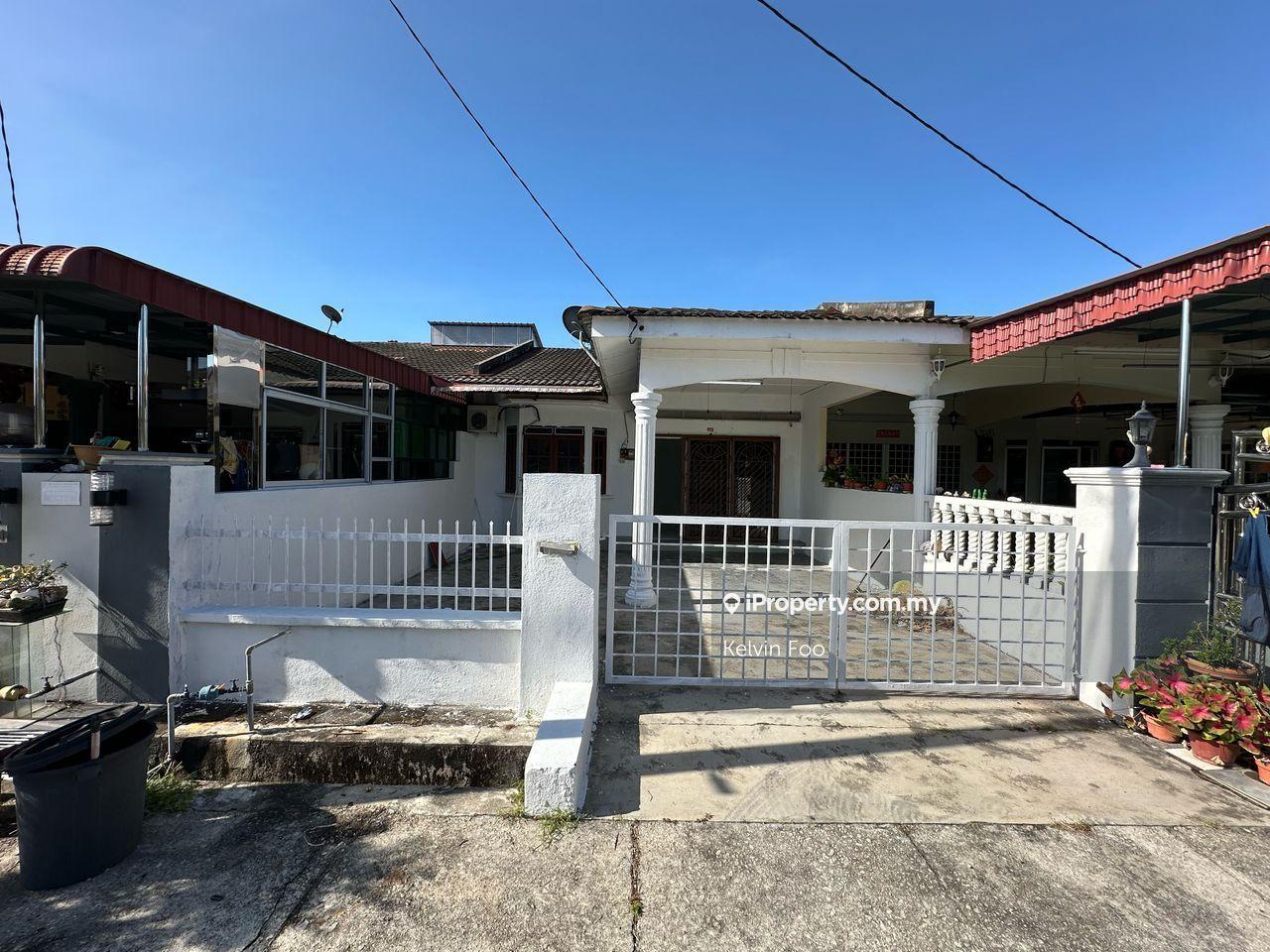 Taman Teluk Intan Freehold Single Storey For Sale 22x75 Hot Area!