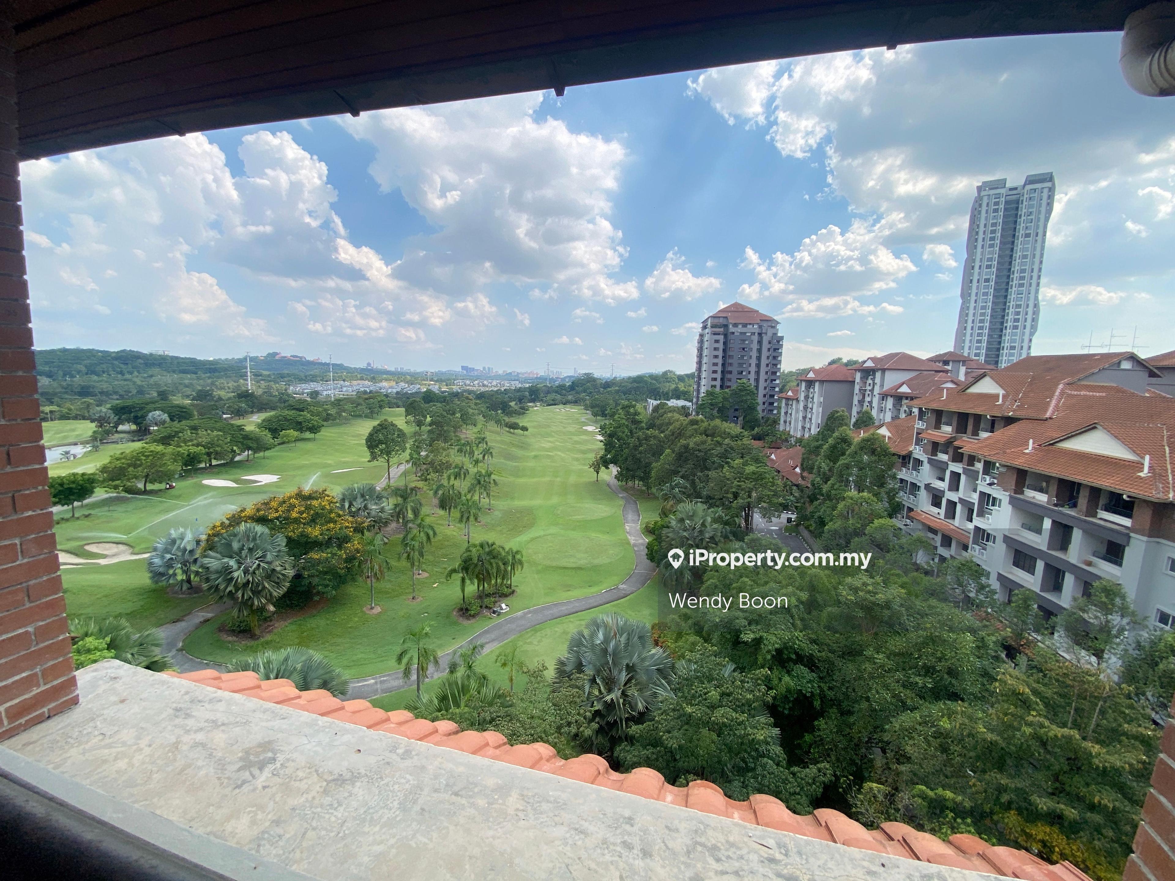 Low rise with lift, Golf course view
