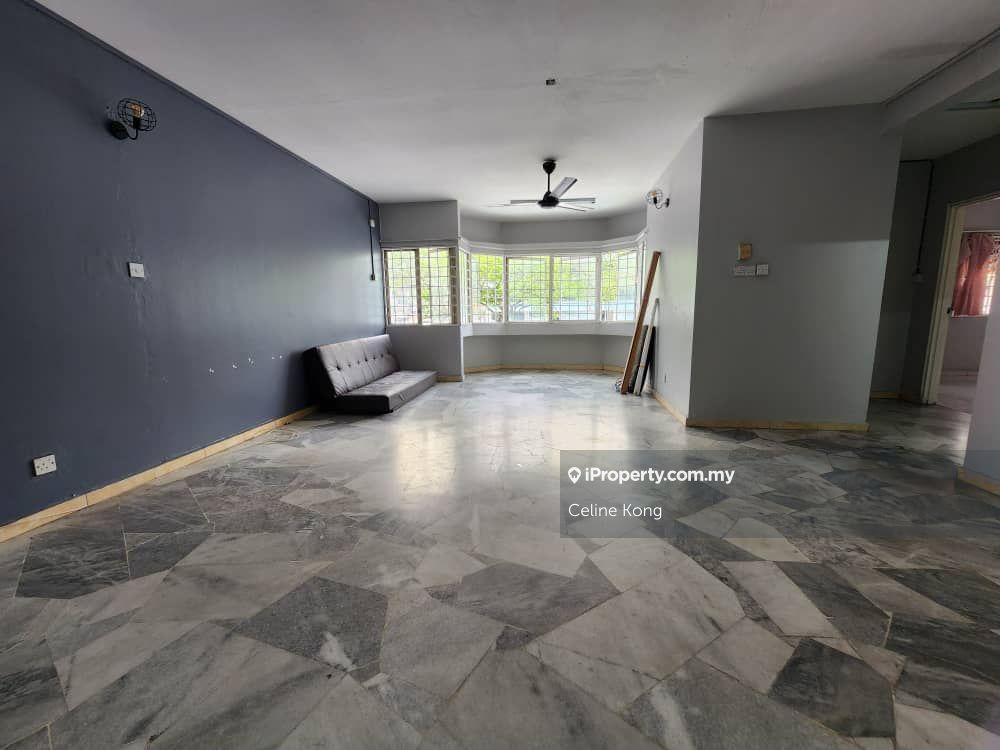 Walking to mrt station, good location near nsk hypermarket