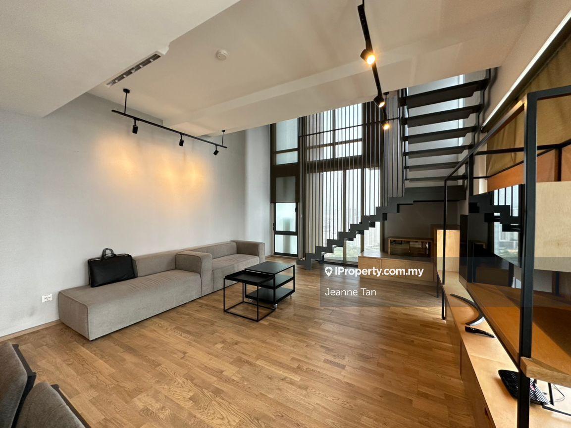 Looking for a stunning property? Check out this fully furnished loft!