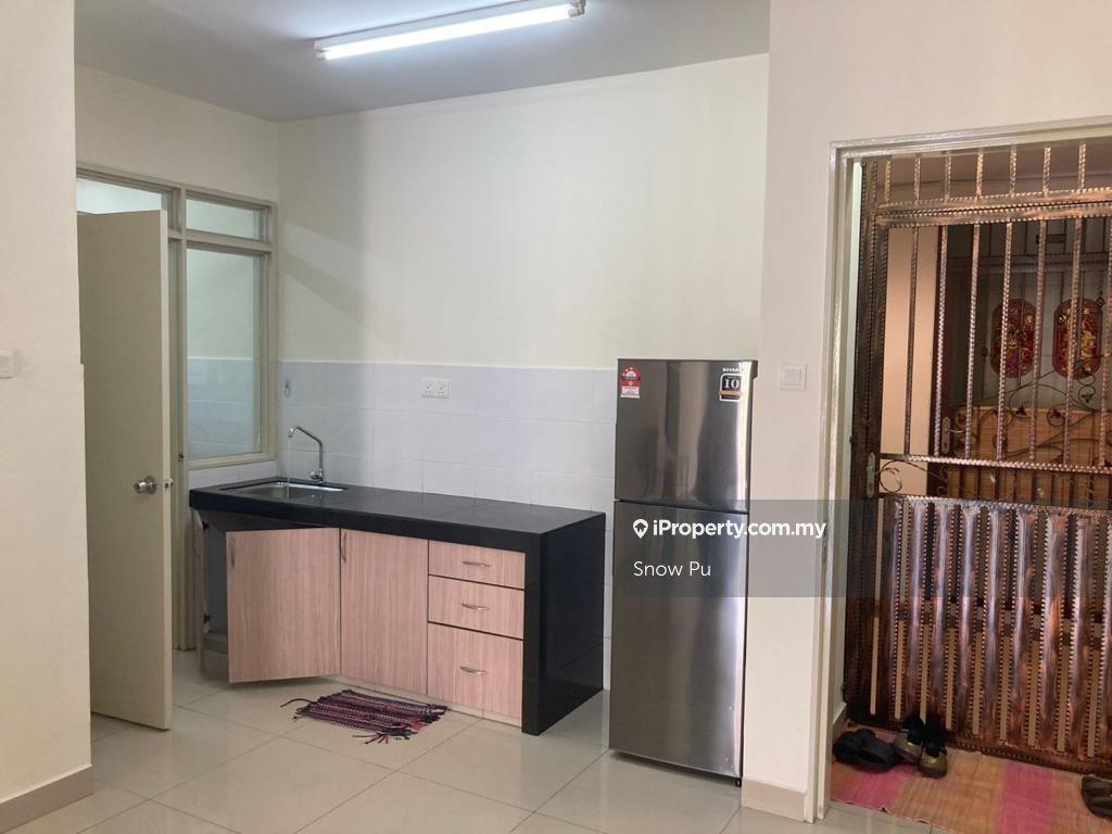 Platinum Lake Pv 15 Setapak Partly Furnished  Unit for Sale