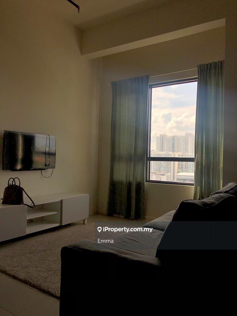 Tamarind Suites, Cyberjaya Condominium for Sale 240k