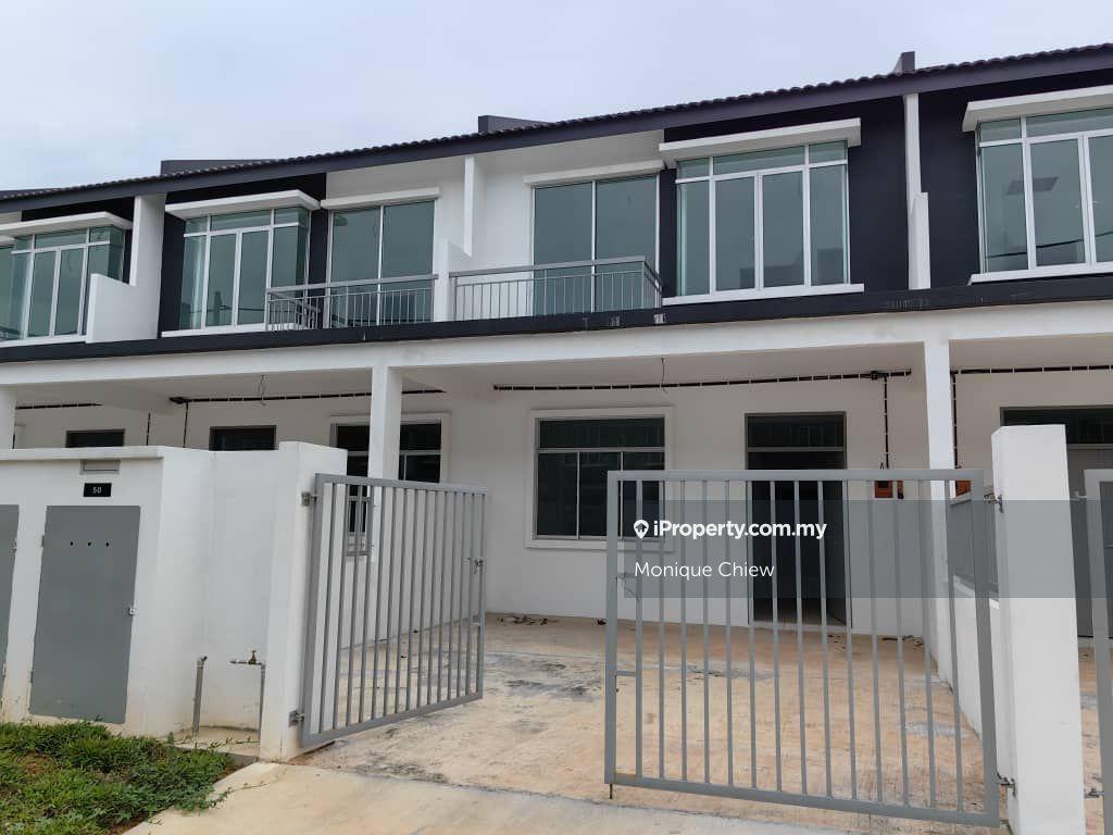 Endlot, brand new unit, new town, limited unit
