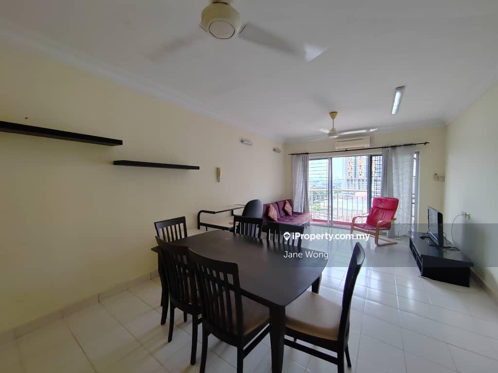 Opposite Citta Mall and walking distance to LRT Ara Damansara