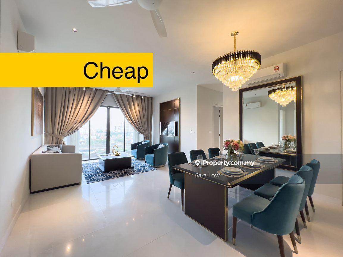 Pavilion brand new 4 rooms with Inteiror design & balcony! 